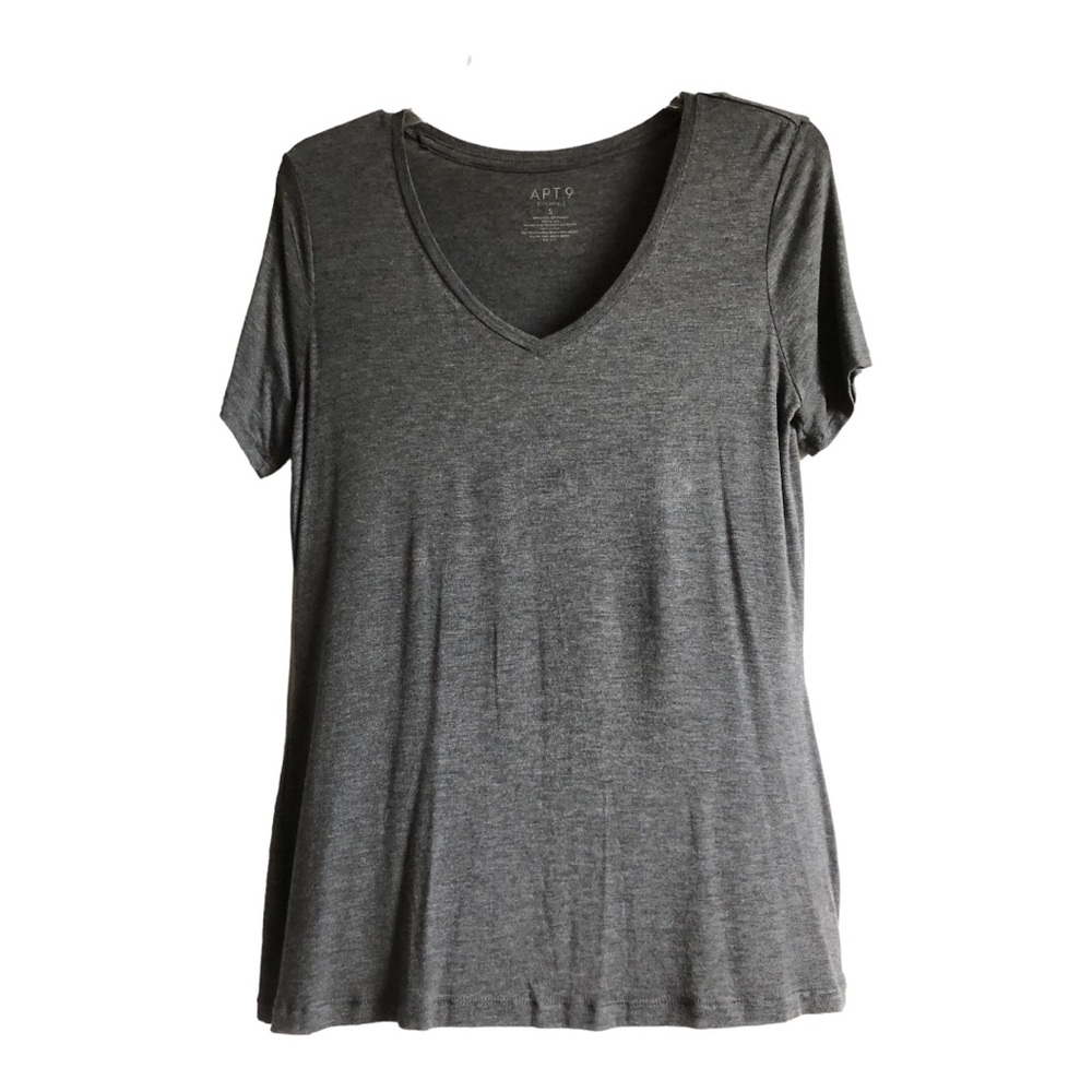 NWOT APT 9 T Shirt